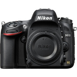 Câmera DSLR Nikon D610 (somente corpo usada )